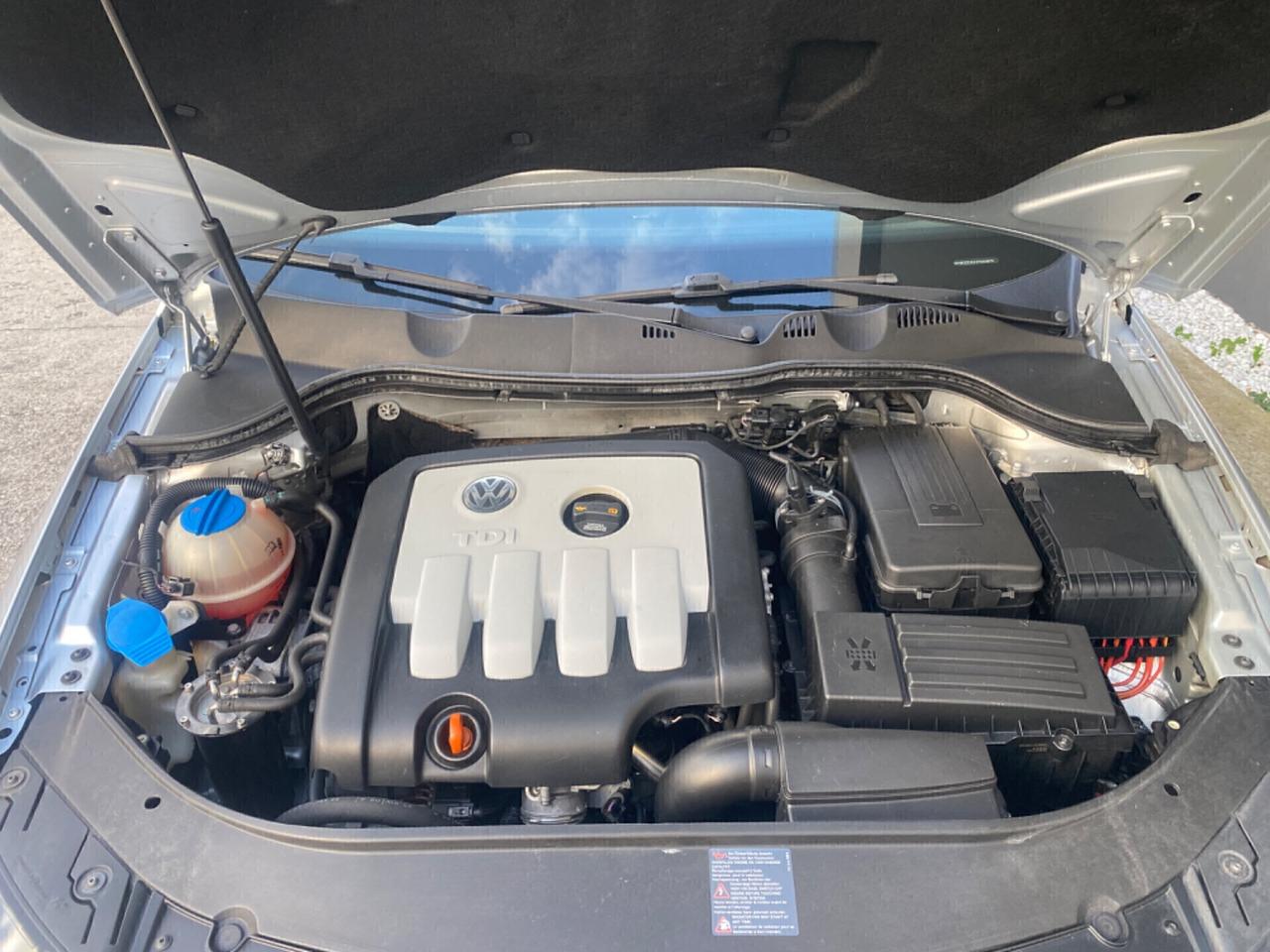 Volkswagen Passat 2.0 TDI Berlina " LEGGI