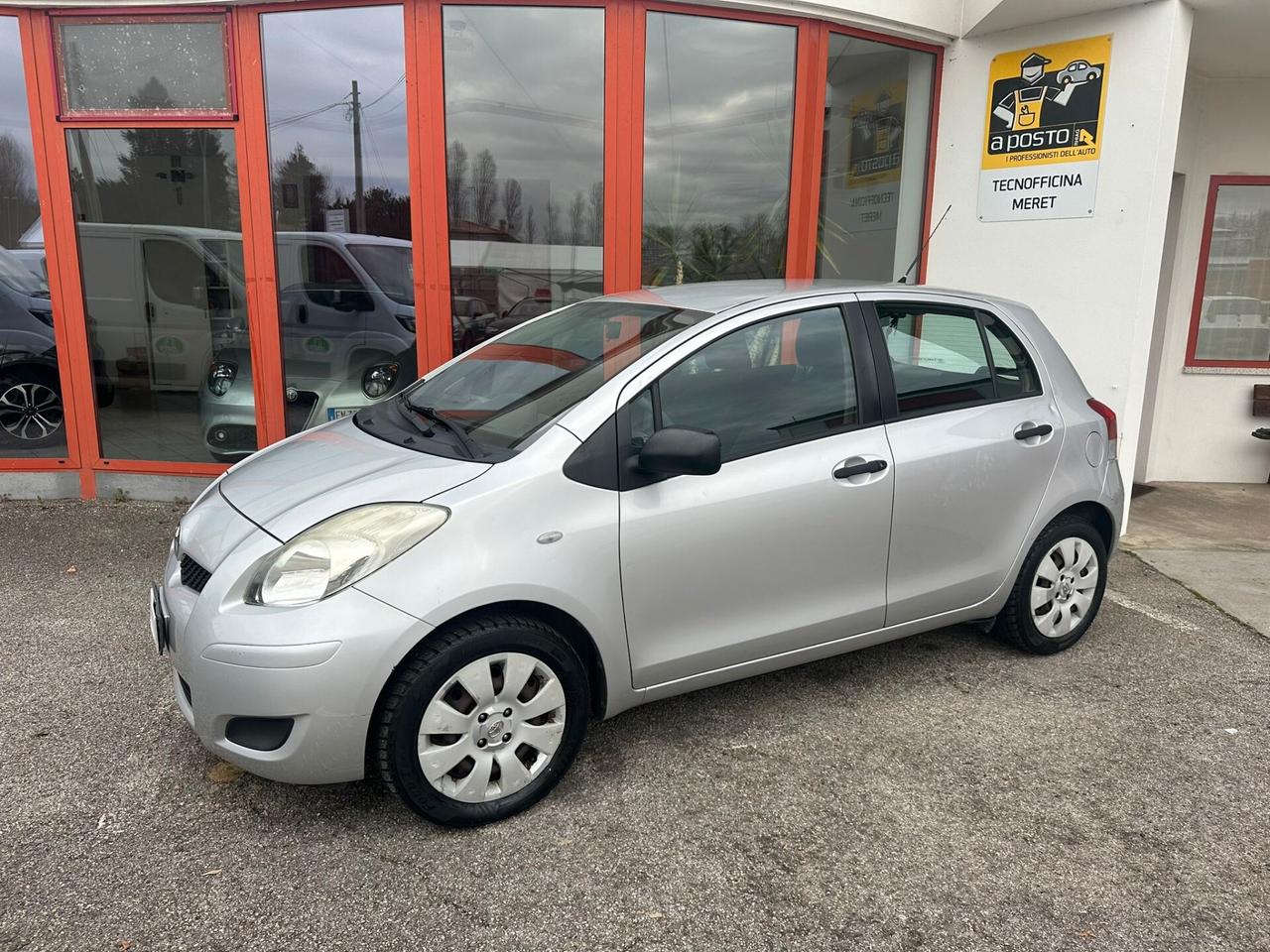 Toyota Yaris 1.0 5 porte Now GPL