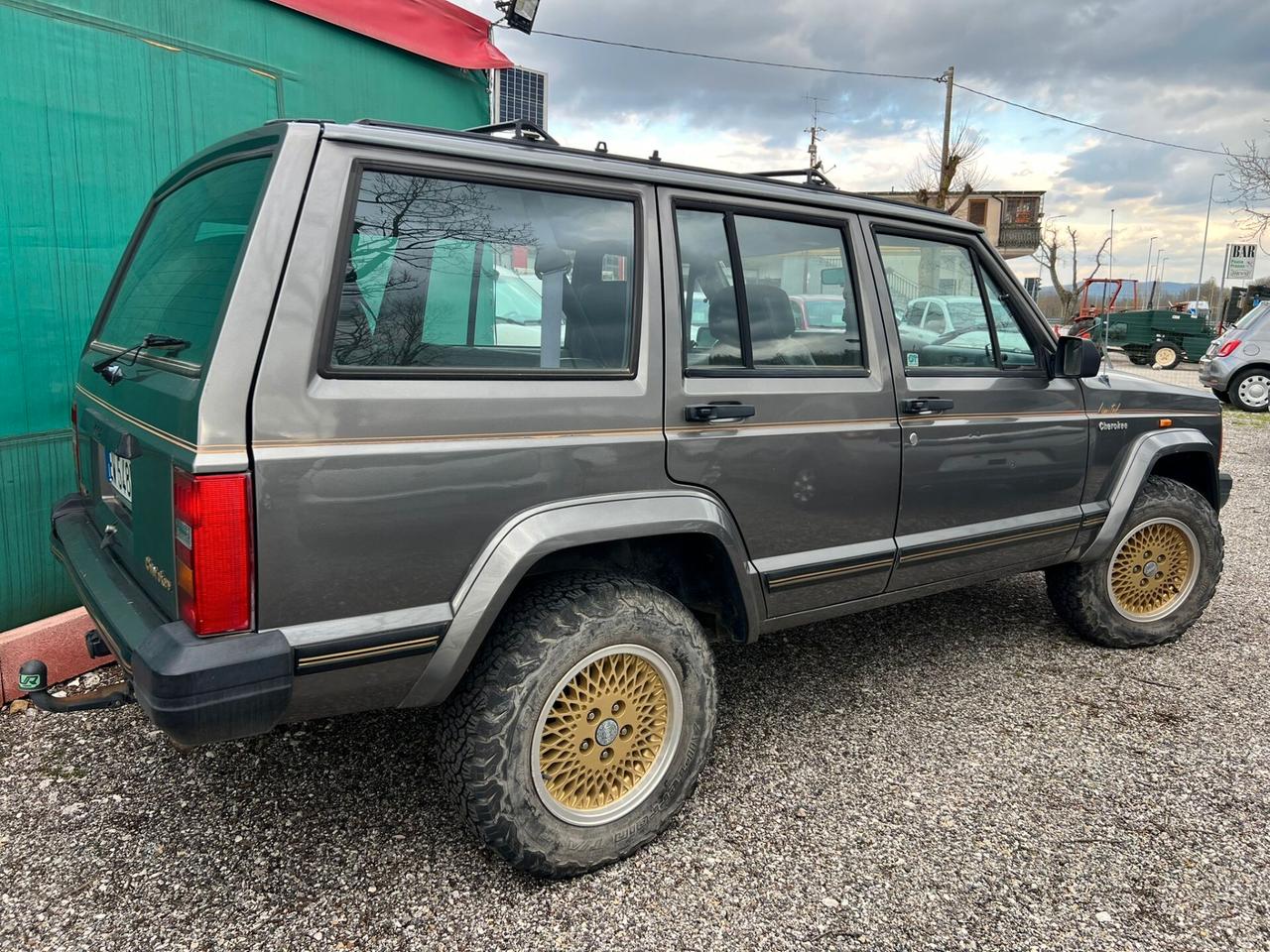 Jeep Cherokee 2.1 turbodiesel 5 porte Limited GTRAINO