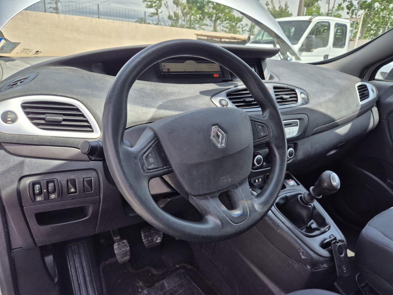 Renault Scenic Scénic X-Mod 1.5 dCi 105CV Confort