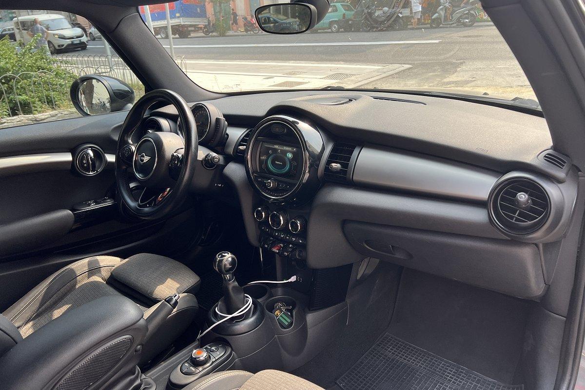 MINI Mini 1.5 Cooper D