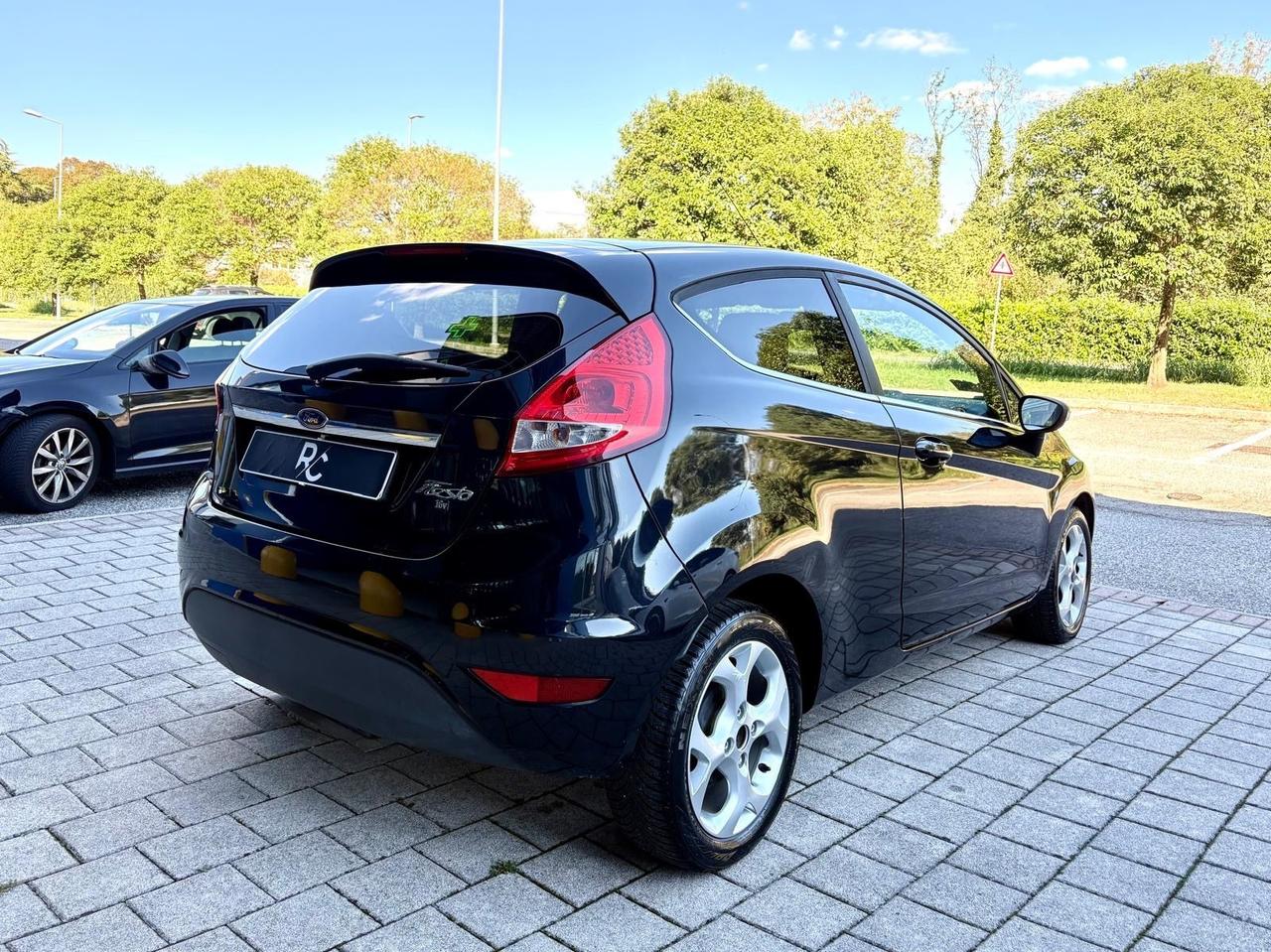 Ford Fiesta 1.4 GPL Neopatentati