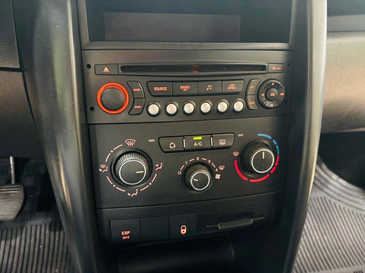 Peugeot 207 1.4 HDi 70CV Clima 5p. Allure