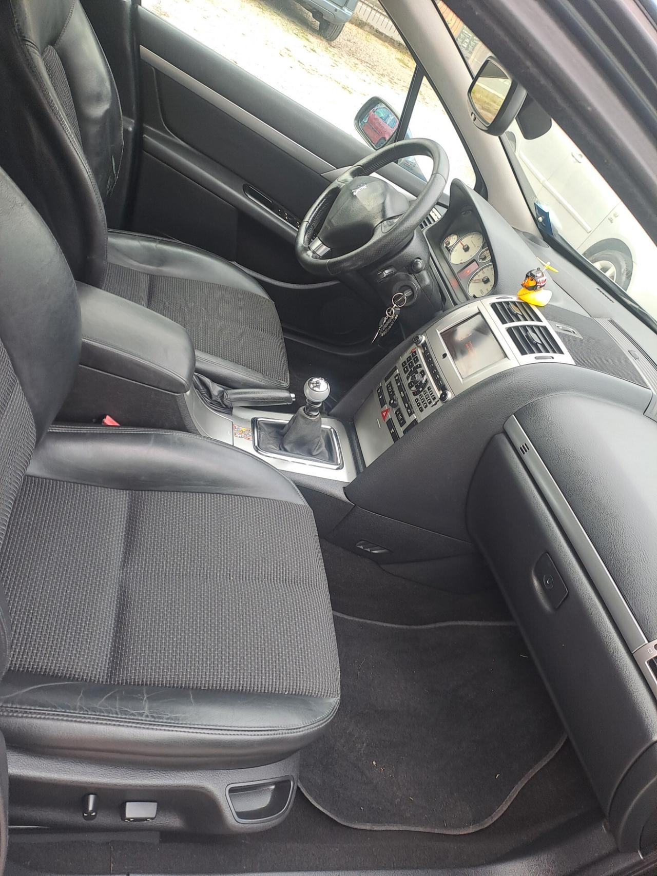 Peugeot 407 2.2 HDi Tecno