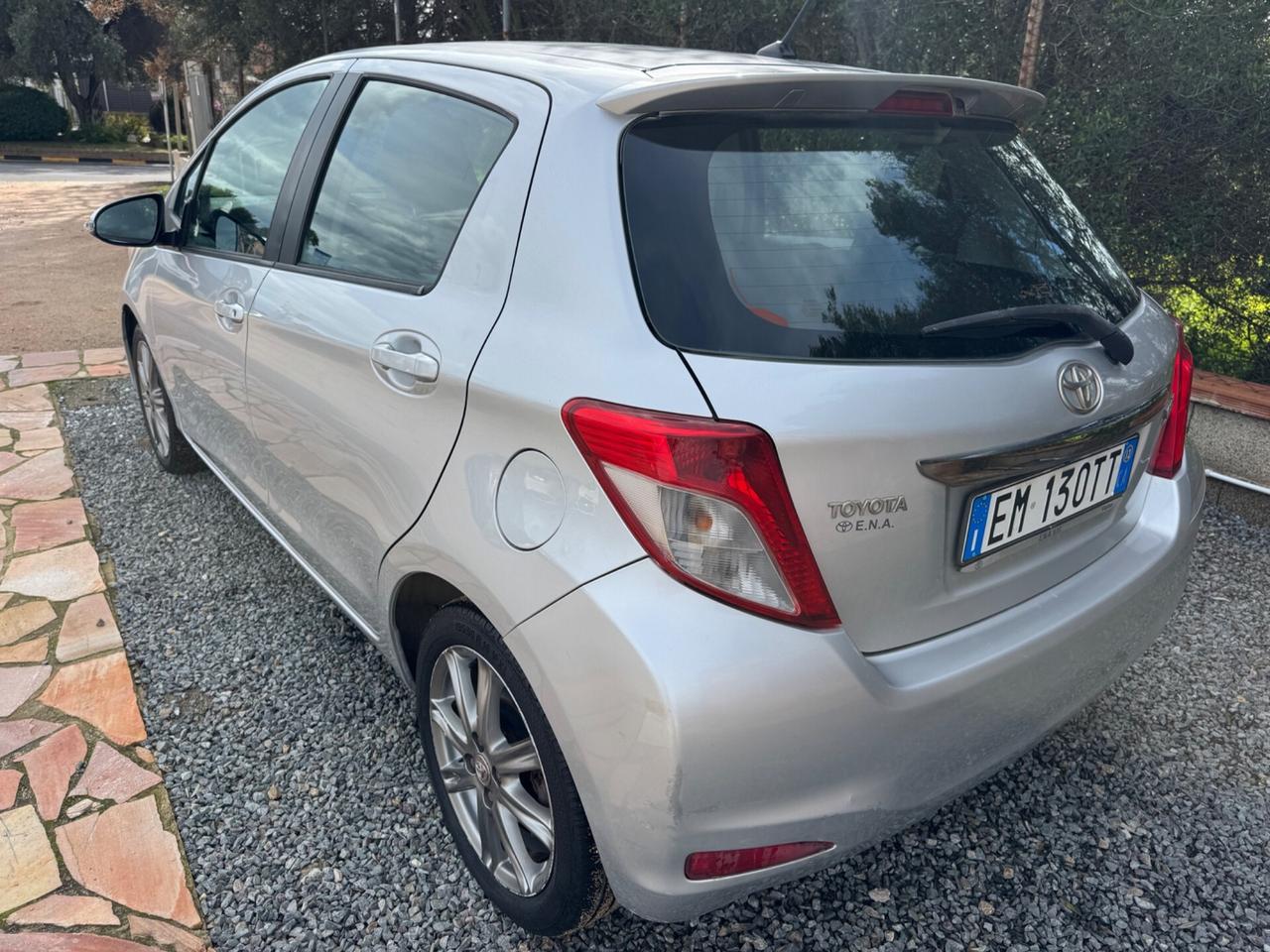 Toyota Yaris 1.3 5 porte Lounge