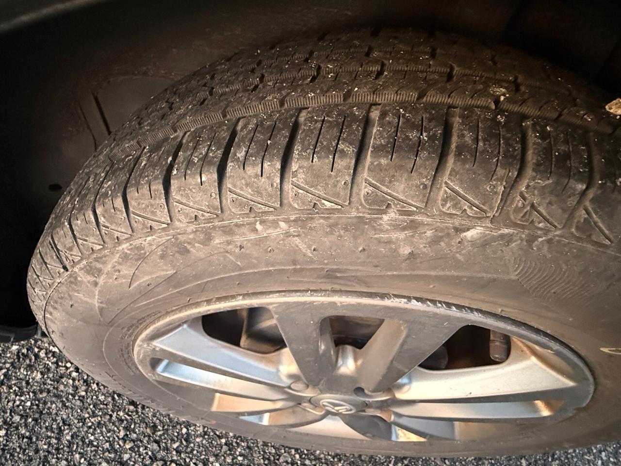 Toyota Yaris 1.0 5 porte Lounge