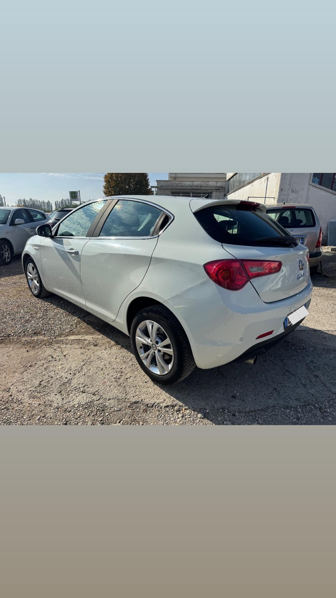 Alfa Romeo Giulietta 1.6 JTDm-2 105 CV Progression