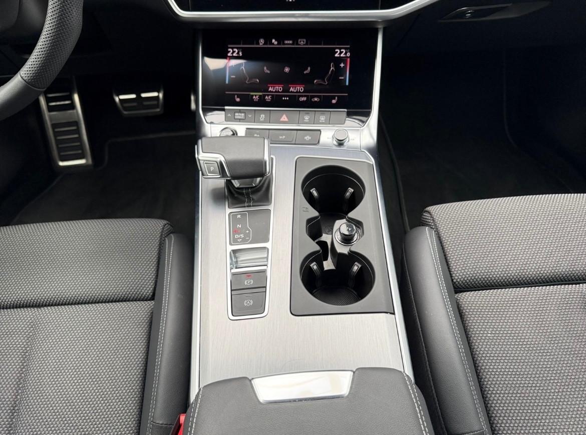 Audi A6 Avant S line 40 TDI S tronic IVA COMPRESA