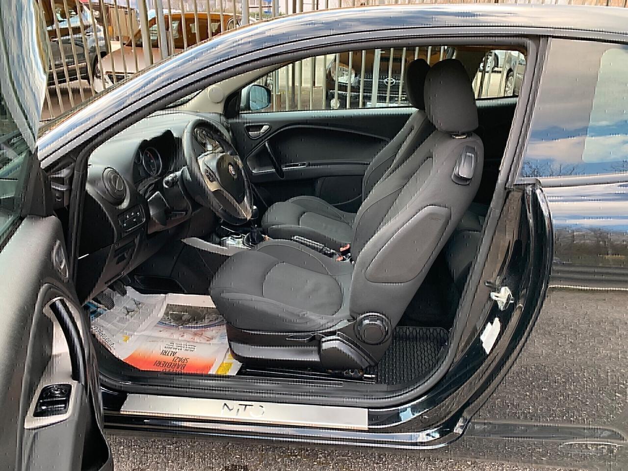 Alfa Romeo MiTo 1.3 JTDm 85 CV S&S Distinctive