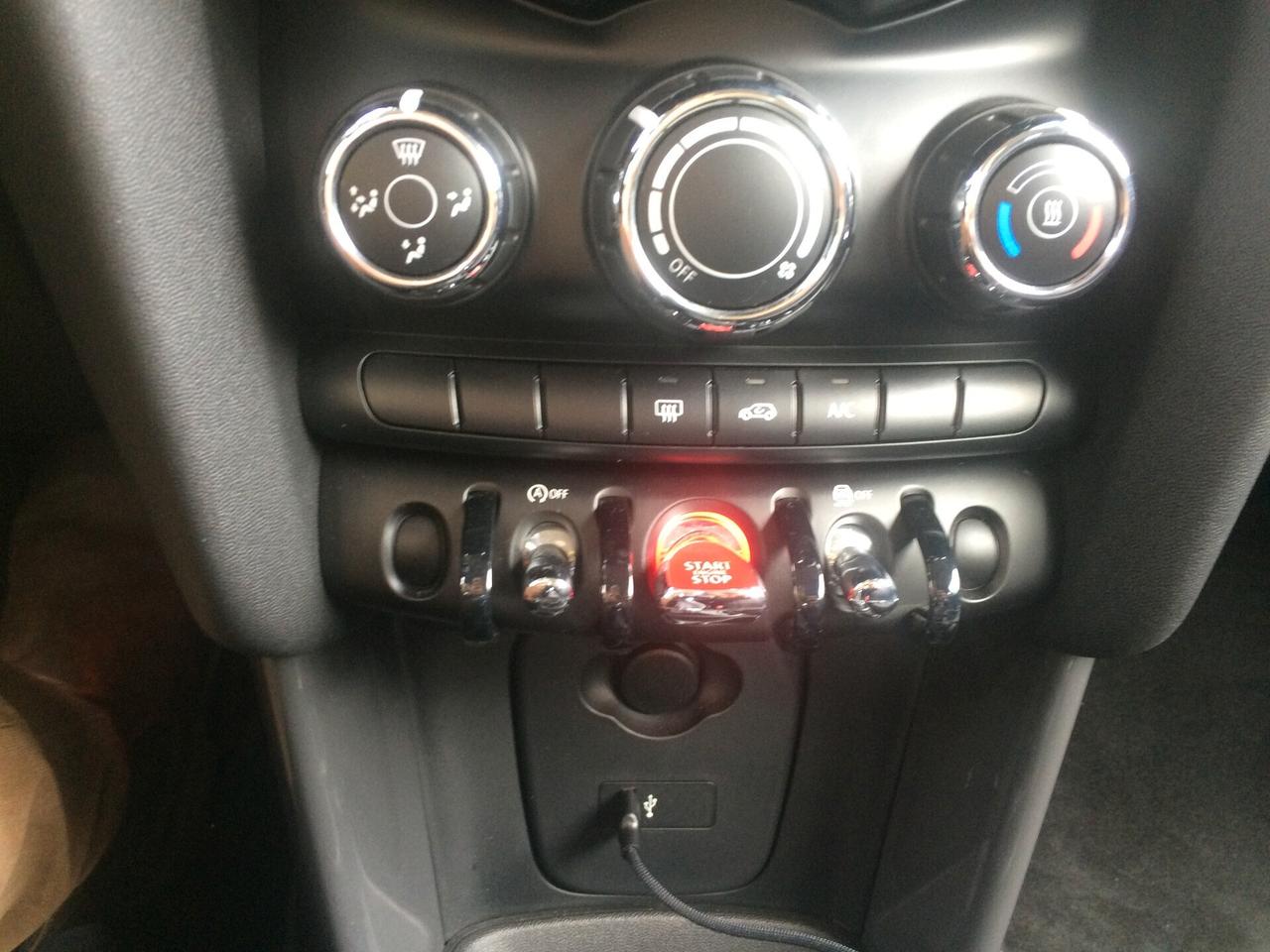 Mini Cooper 1.6 D tagliandata con garanzia !!!