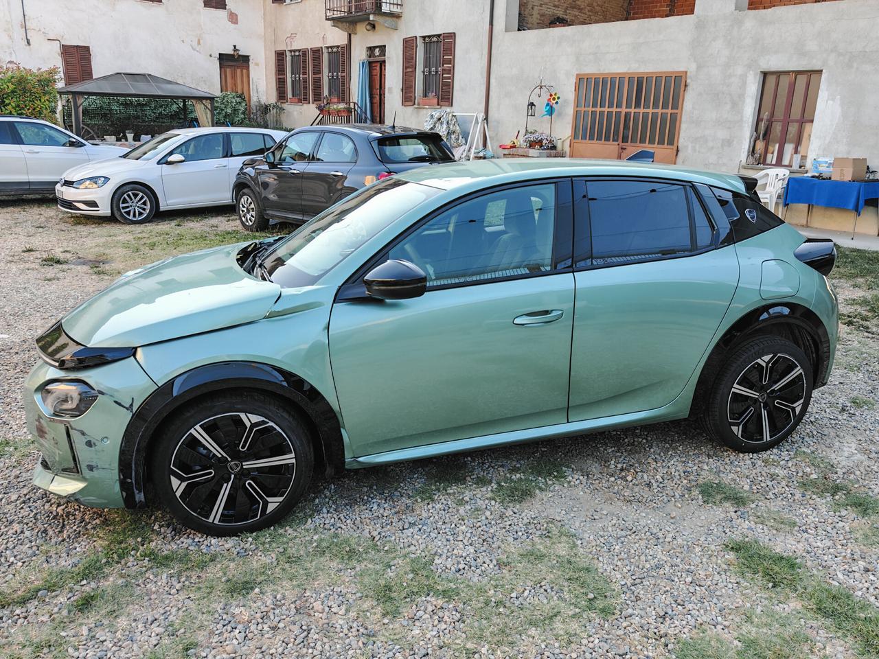 Lancia Ypsilon 1.2 100cv Hybrid e-DCT LX