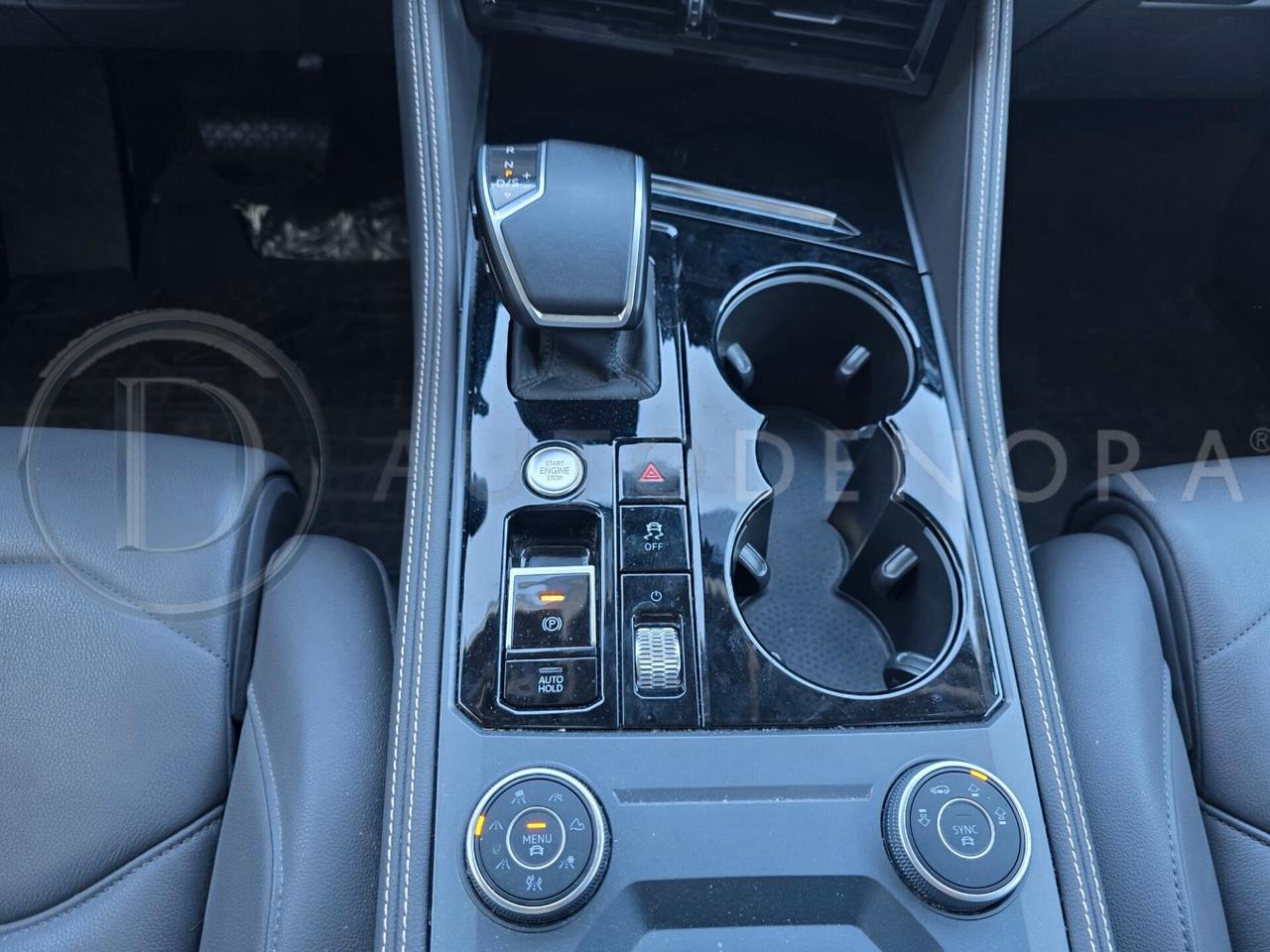 Volkswagen Touareg 3.0 V6 TSI eHybrid Elegance#LED#TETTO#NAVI#COCKPIT#CARPLAY#CAM#AMBIENT LIGHT