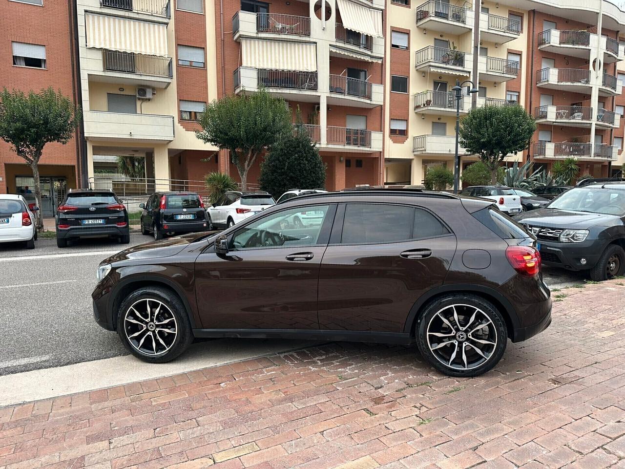 Mercedes-benz GLA 200 d Automatic Premium