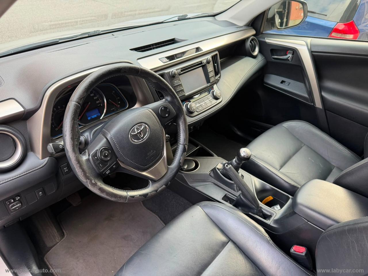 TOYOTA RAV4 2.0 D-4D 4WD