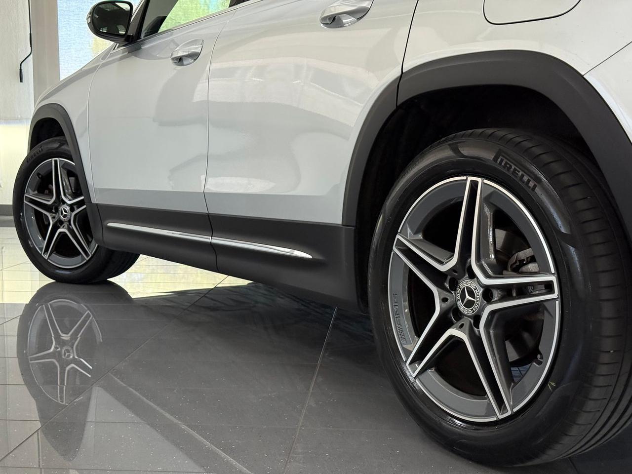 Mercedes-Benz GLB 200 Premium 200 D GLB #11397