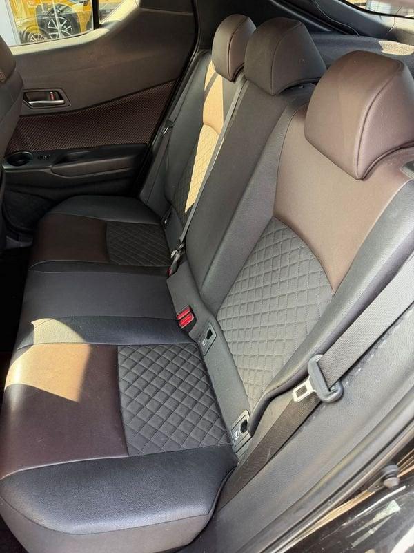 Toyota C-HR Hybrid 1.8H (122CV) E-CVT Lounge