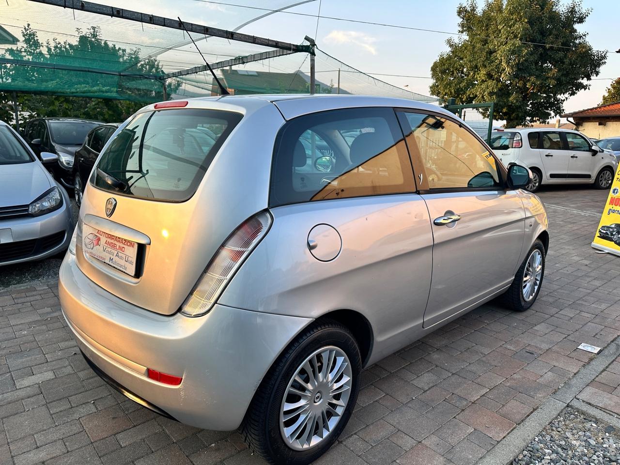 Lancia Ypsilon 1.2 Benzina