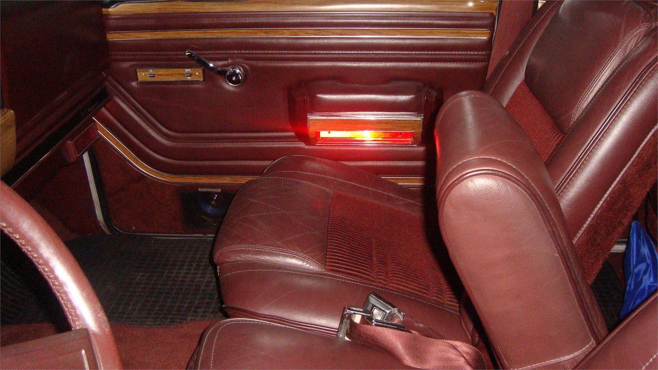 JEEP Jeep Grand Wagoneer 5900 cc