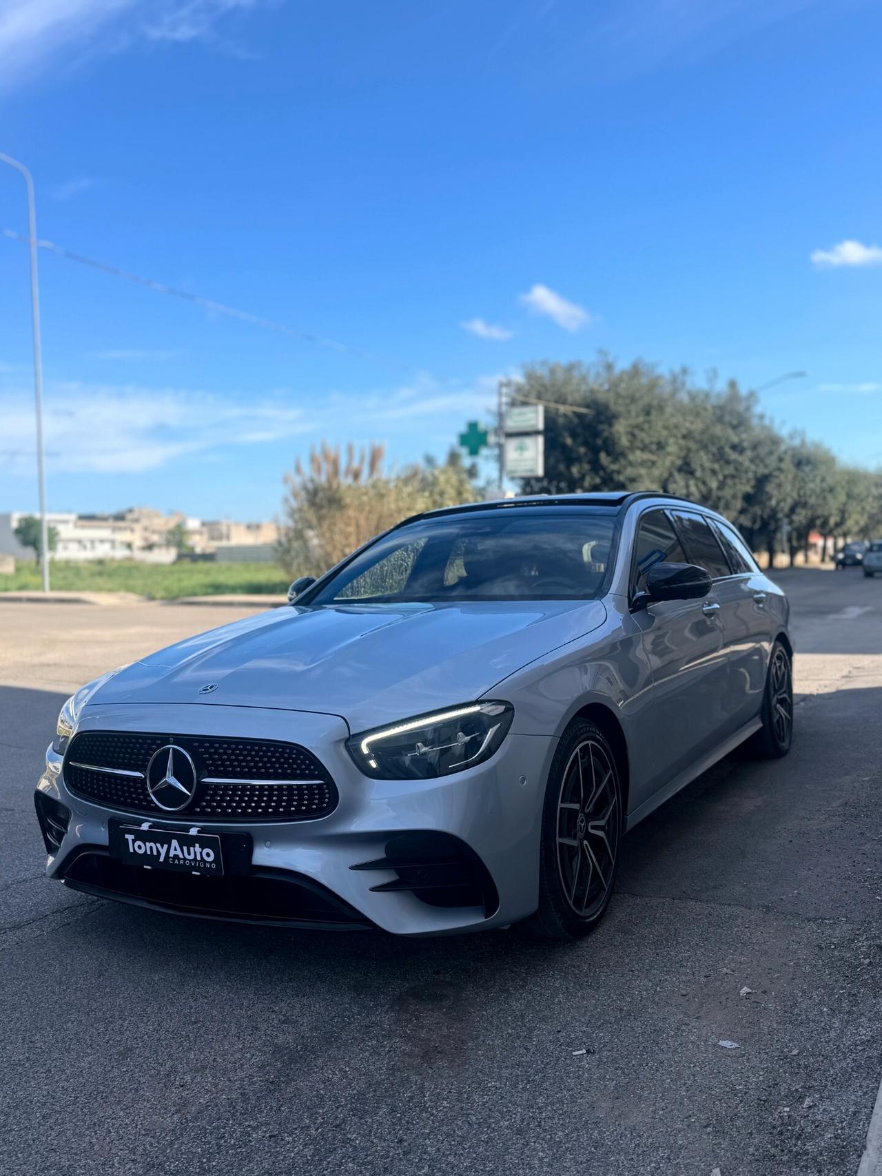 Mercedes-benz E 220 d Mild hybrid S.W. 4Matic Auto Premium Plus AMG CON TETTO APRIBILE,TELECAMERA,LUCI SOFFUSE