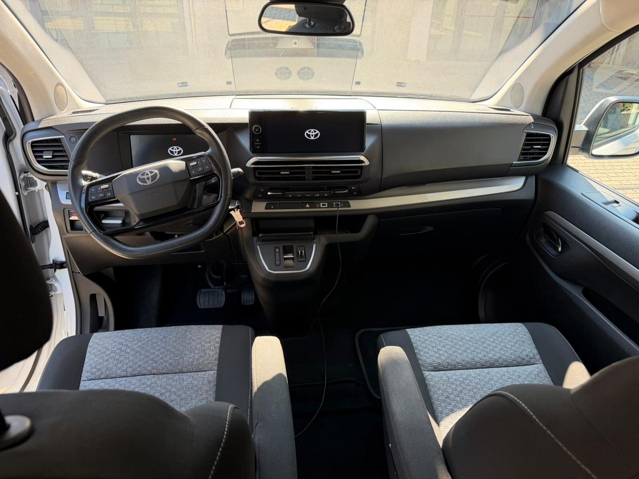 Toyota Proace Verso 2.0D 177 CV L1 Medium A/T D Executive