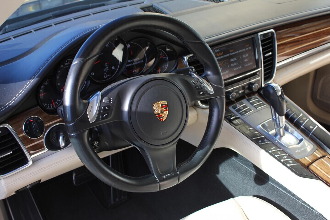 Porsche Panamera 3.0 Diesel 250CV INTERNI PELLE BIANCO