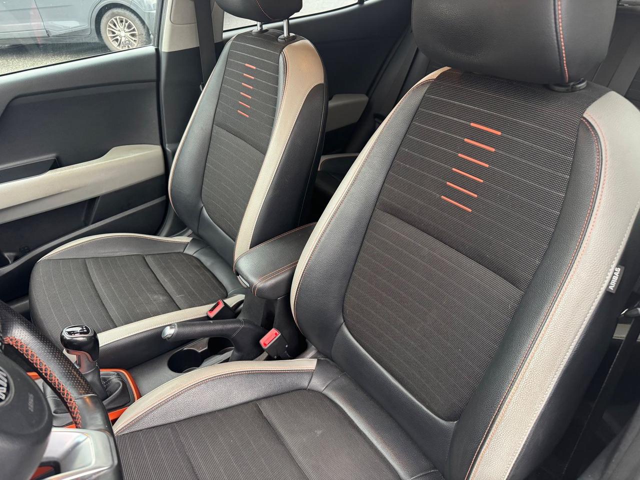 Kia Stonic 1.6 CRDi Style *12 Mesi di garanz #8397