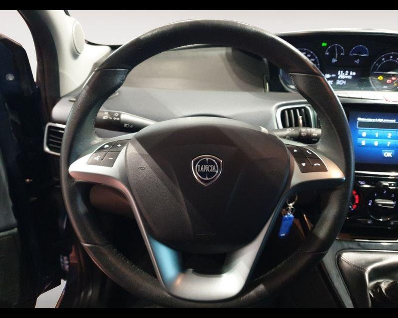Lancia Ypsilon 3ª serie 1.0 FireFly 5 porte S&S Hybrid Platino