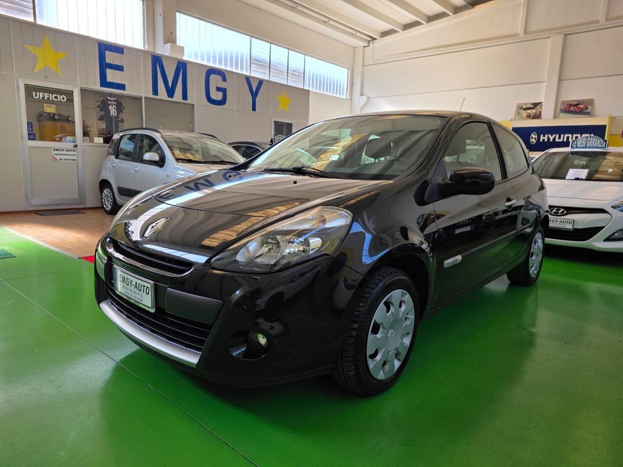 Renault Clio 1.2 16V 3 p. Luxe Neopatentati