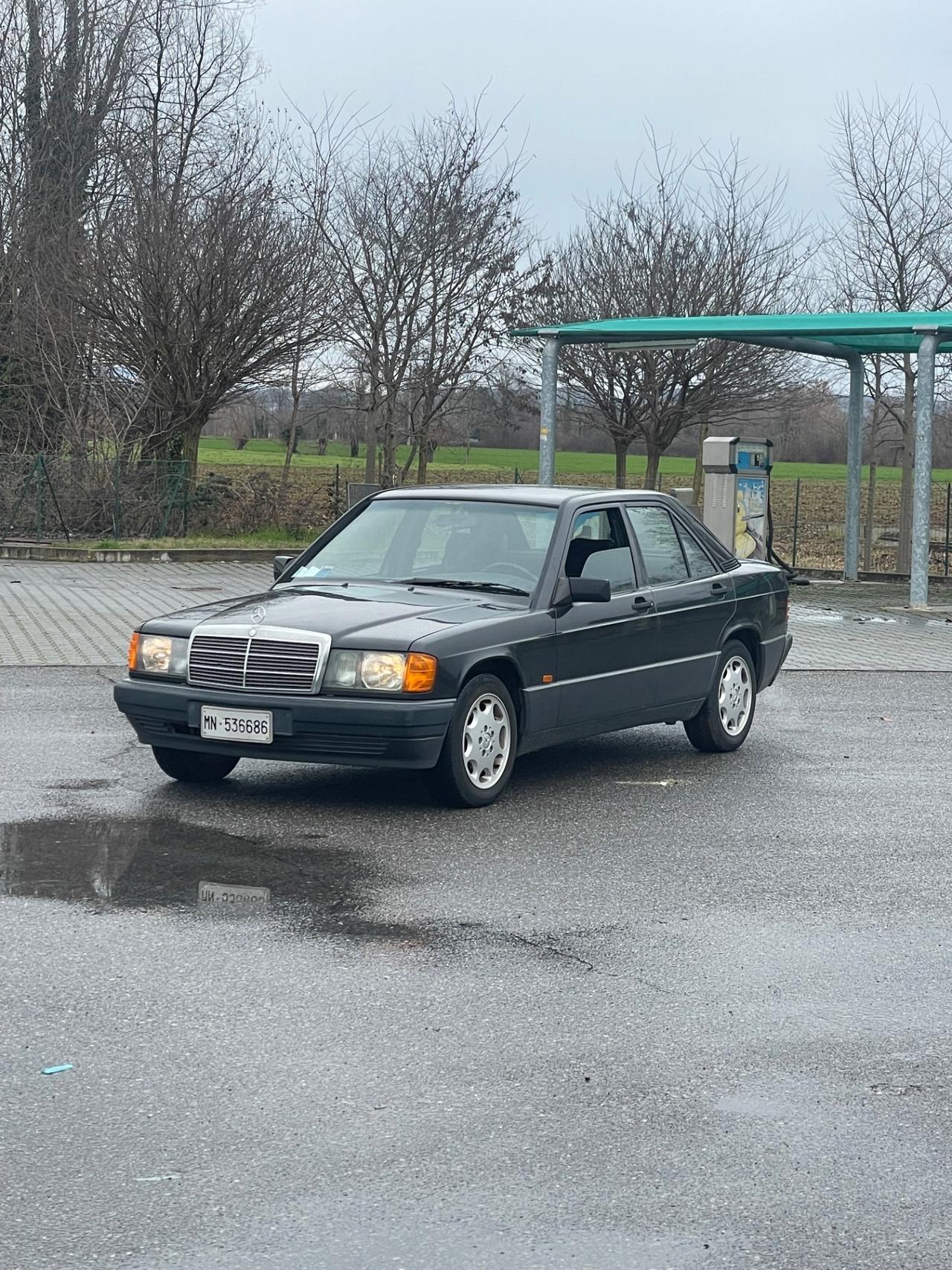 Mercedes-benz 190 1.8 E