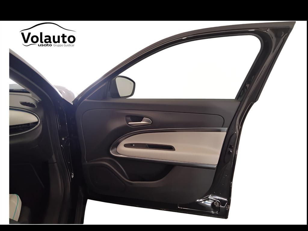 FIAT 600 IV 2023 - 600 1.2 hybrid La Prima II 110cv auto