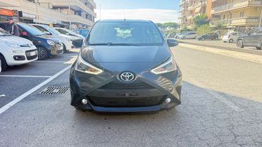 Toyota Aygo 1.0 VVT-i 72 CV 5 porte x-play LED NAVI CAR PLAY KAMERA CERCHI 16 BLUETOOTH