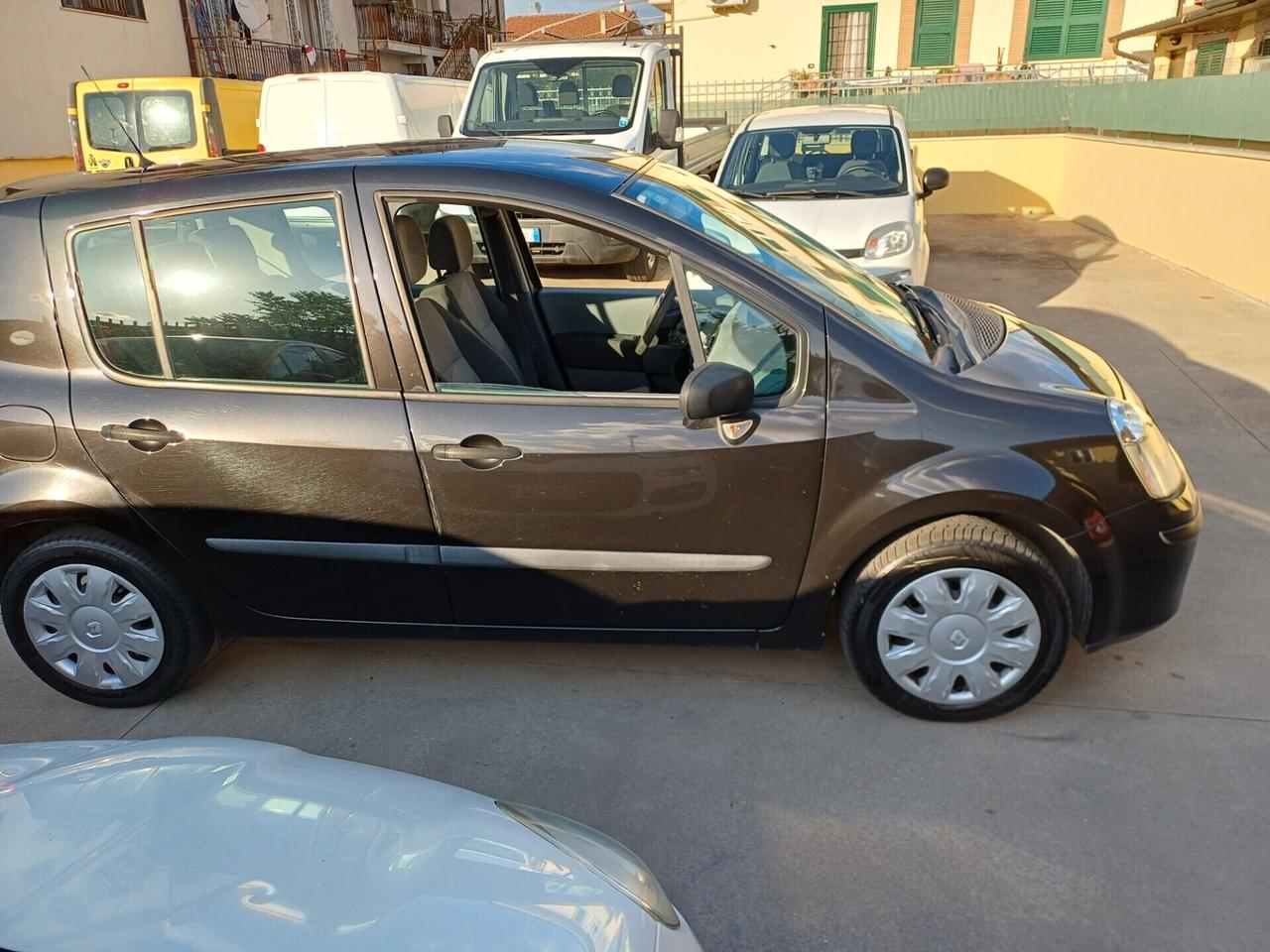 Renault Modus 1.5 dCi 85CV Dynamique