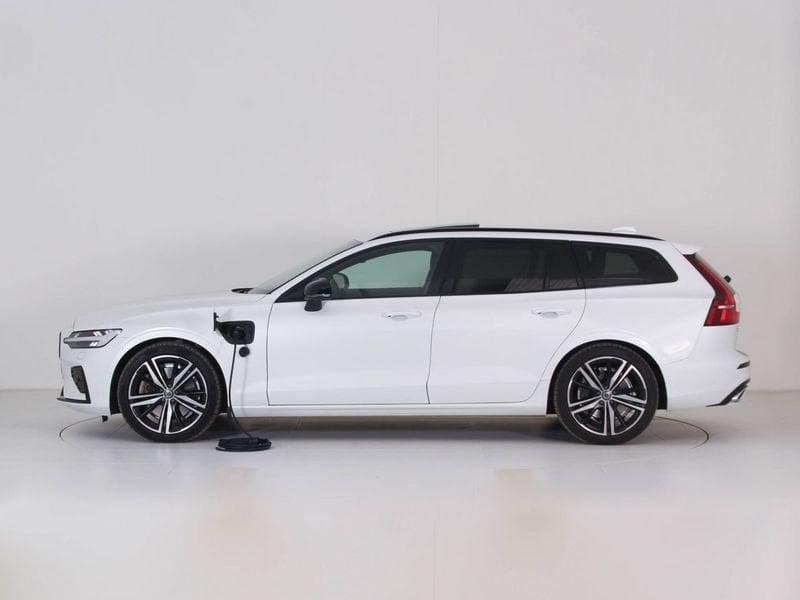 Volvo V60 V60 T6 AWD RECHARGE PLUG IN R DESIGN **18KWH**
