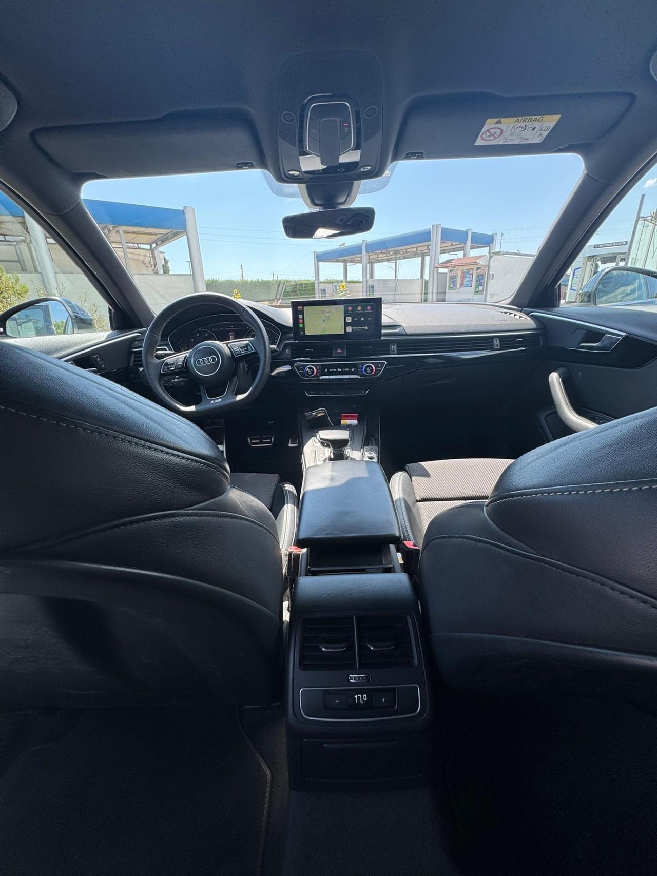 Audi A4 2.0 TDI 150 CV S-Line