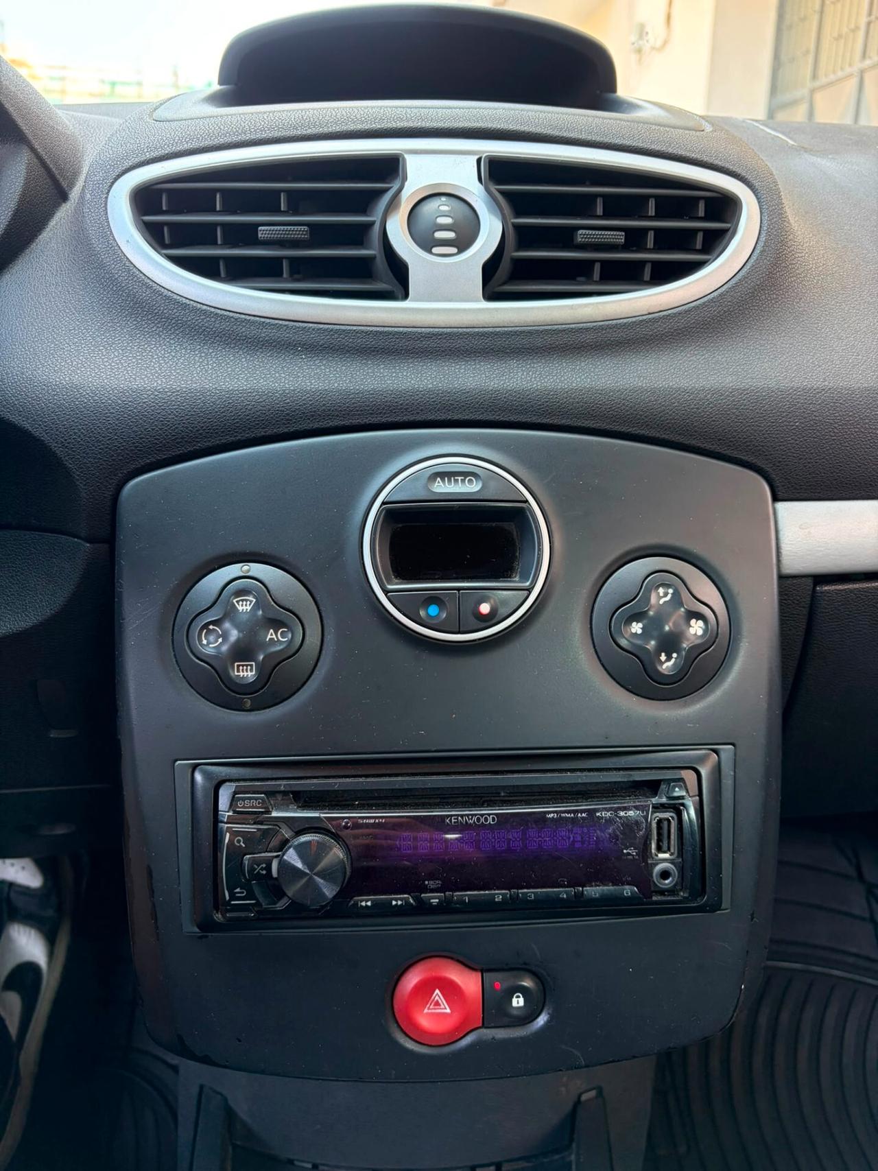 Renault Clio 1.2 16V 5 PORTE CONFORT