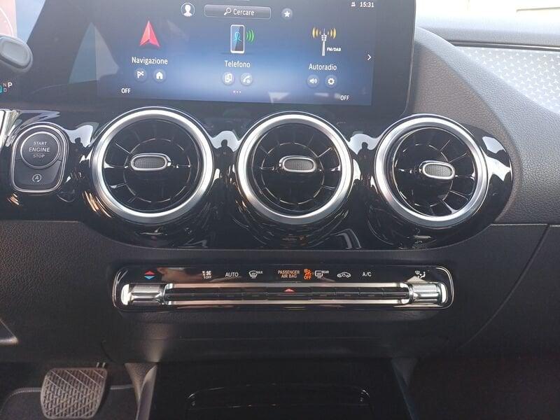 Mercedes-Benz GLA GLA 180 d Progressive Advanced