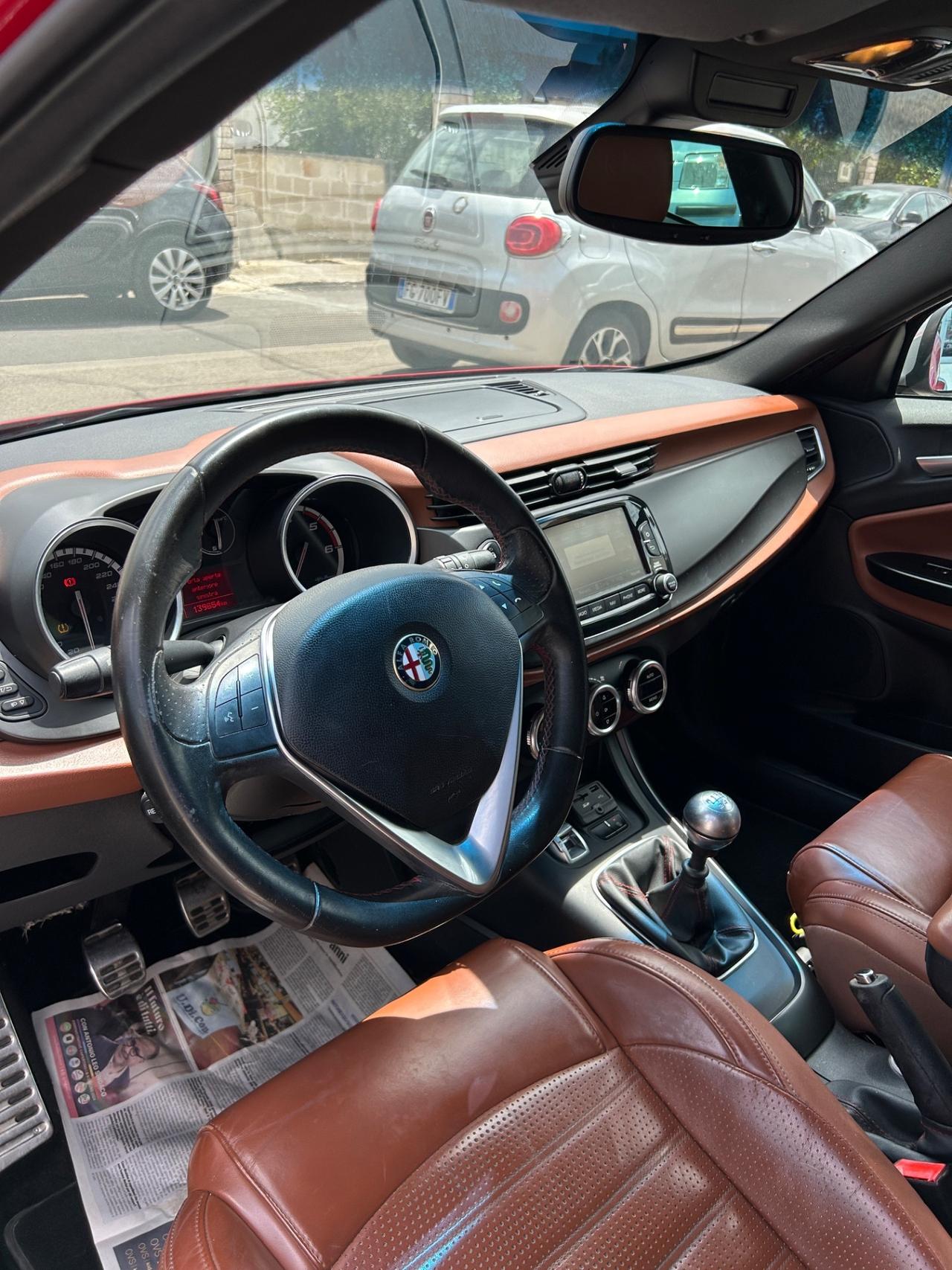 Alfa Romeo Giulietta 1.6 120 CV-2016-NAVI-PELLE TOTALE