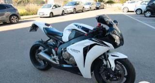 Honda CBR 1000 bicolore