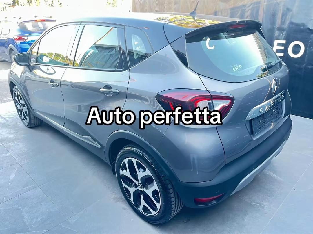 Renault Captur 1.5 diesel 90 cv full led tagliandi renault