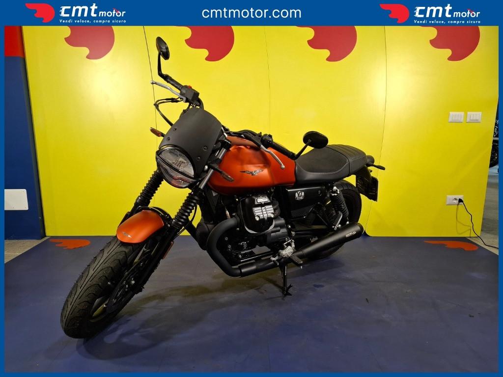 Moto Guzzi V7 - 2023