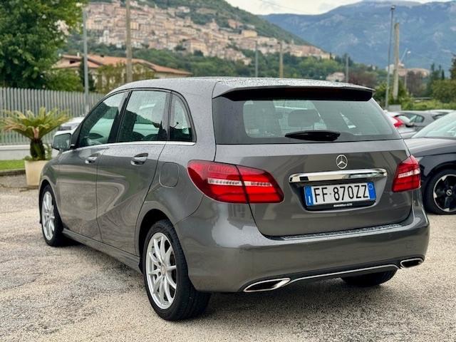 Mercedes-benz B 180 B 180 d Automatic Premium