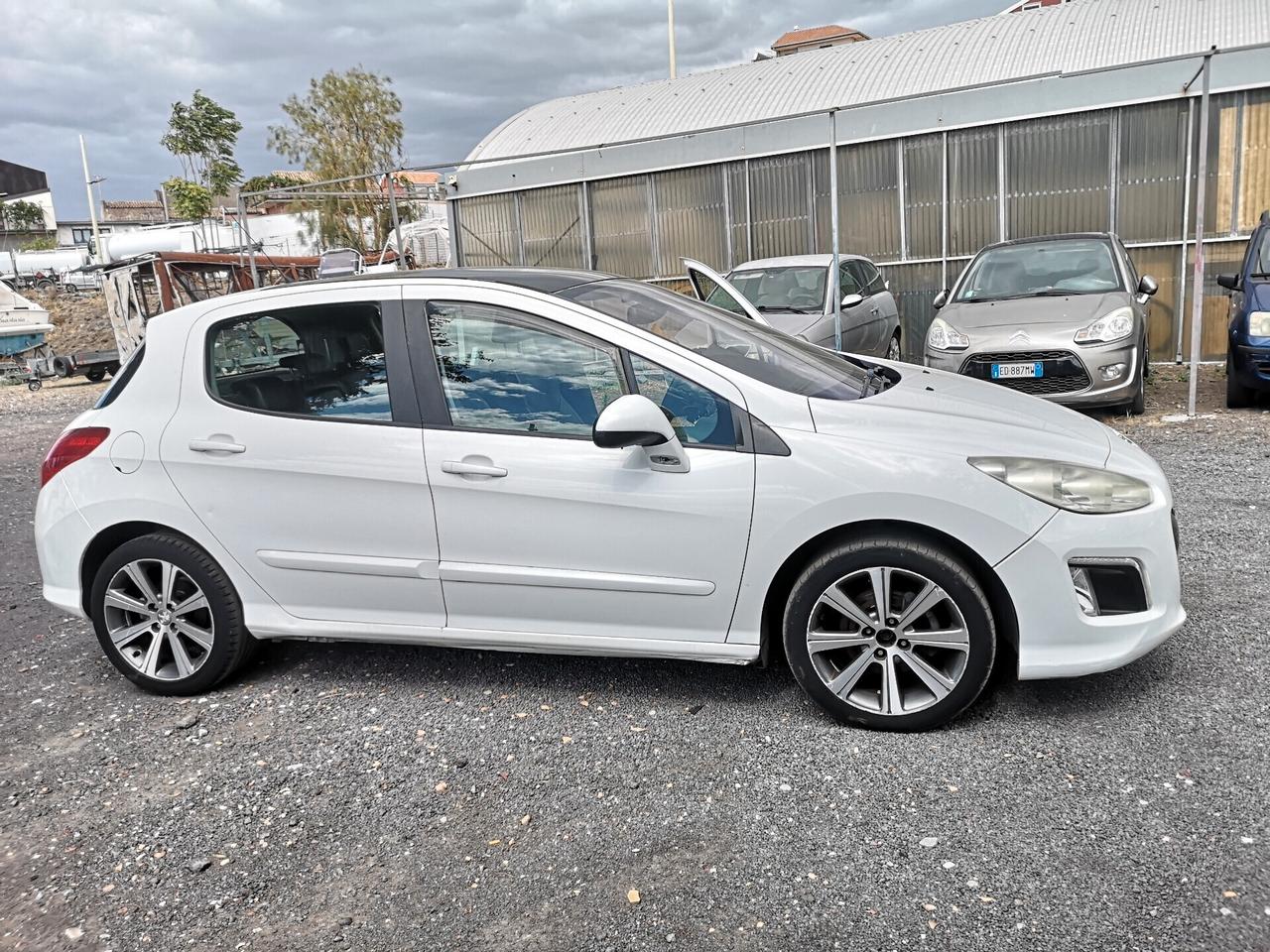 Peugeot 308 1.6 8V e-HDi 112CV Stop&Start 5p. Allure