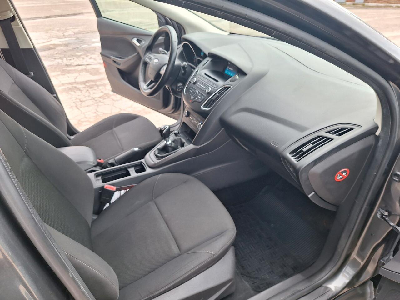 Ford Focus 1.5 TDCi BERLINA 124000 KM 2015