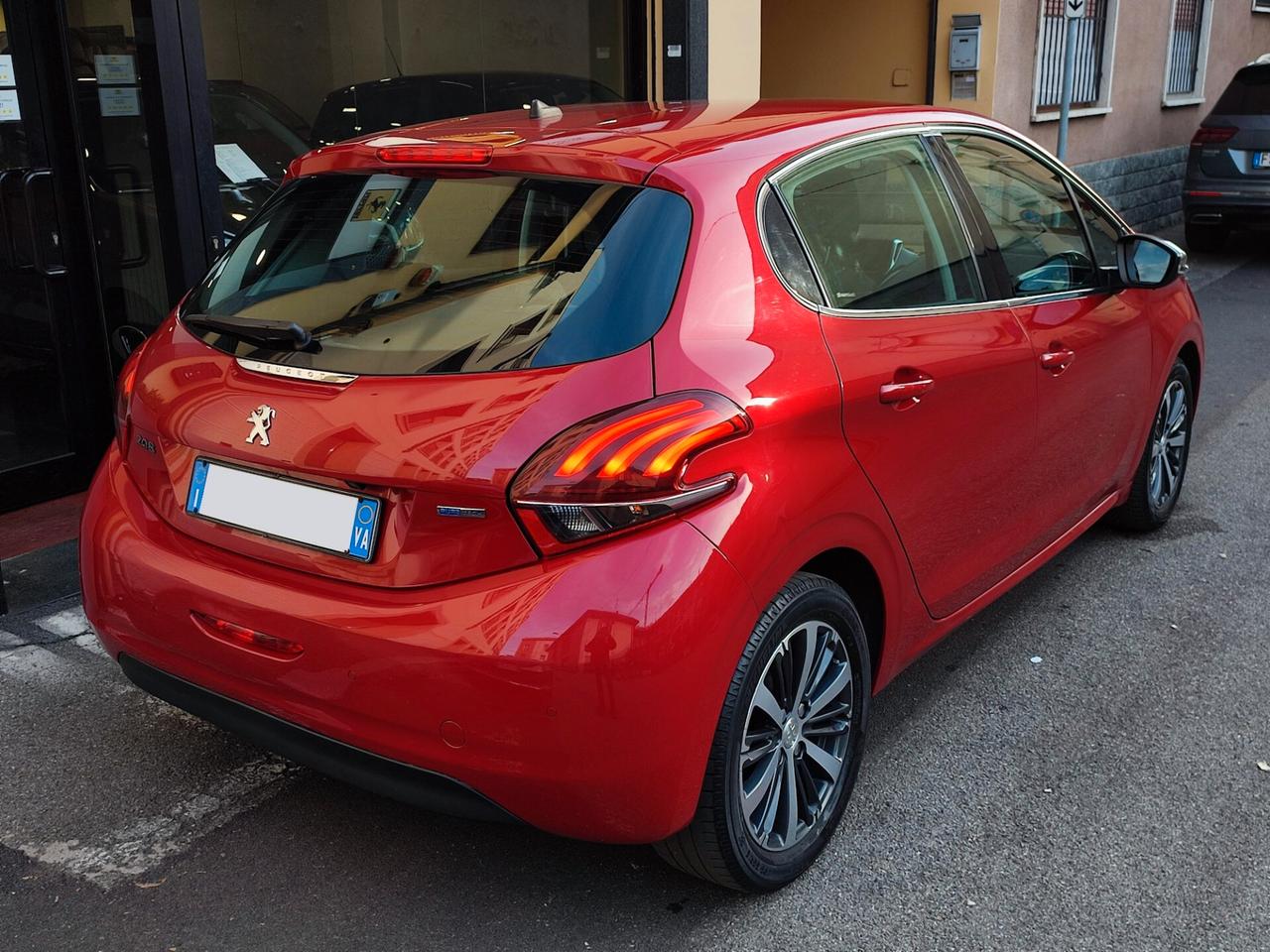 Peugeot 208 PureTech 82 5 porte Allure Ok Neopatentato