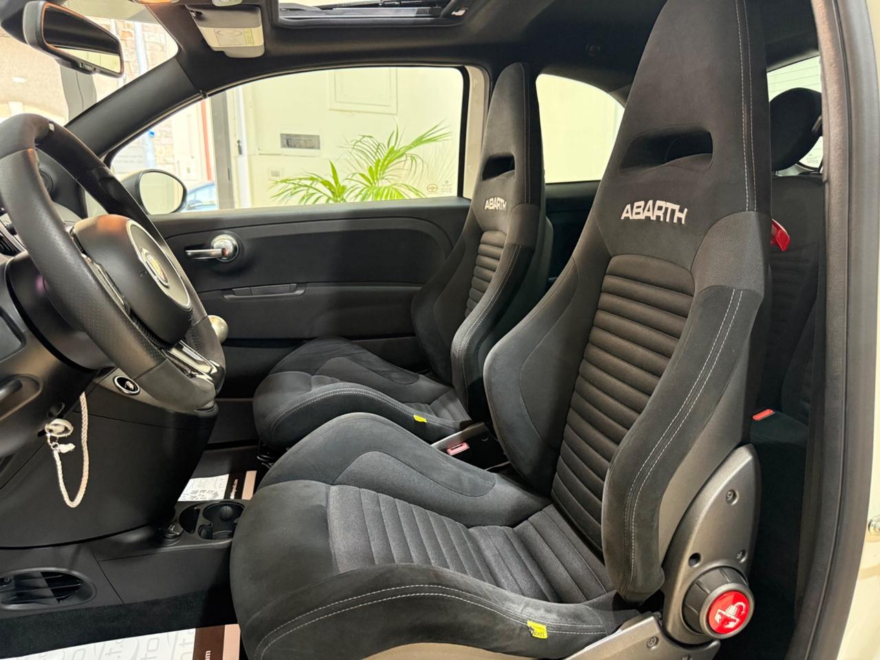 Abarth 595 1.4 Turbo T-Jet 180 CV Competizione