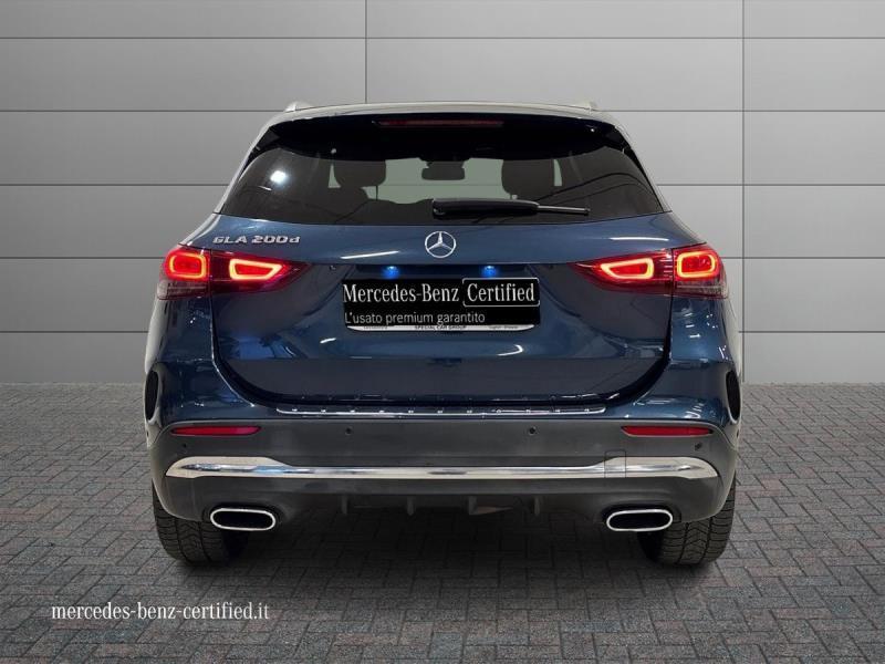 Mercedes GLA 200 200 D Premium 8G-DCT