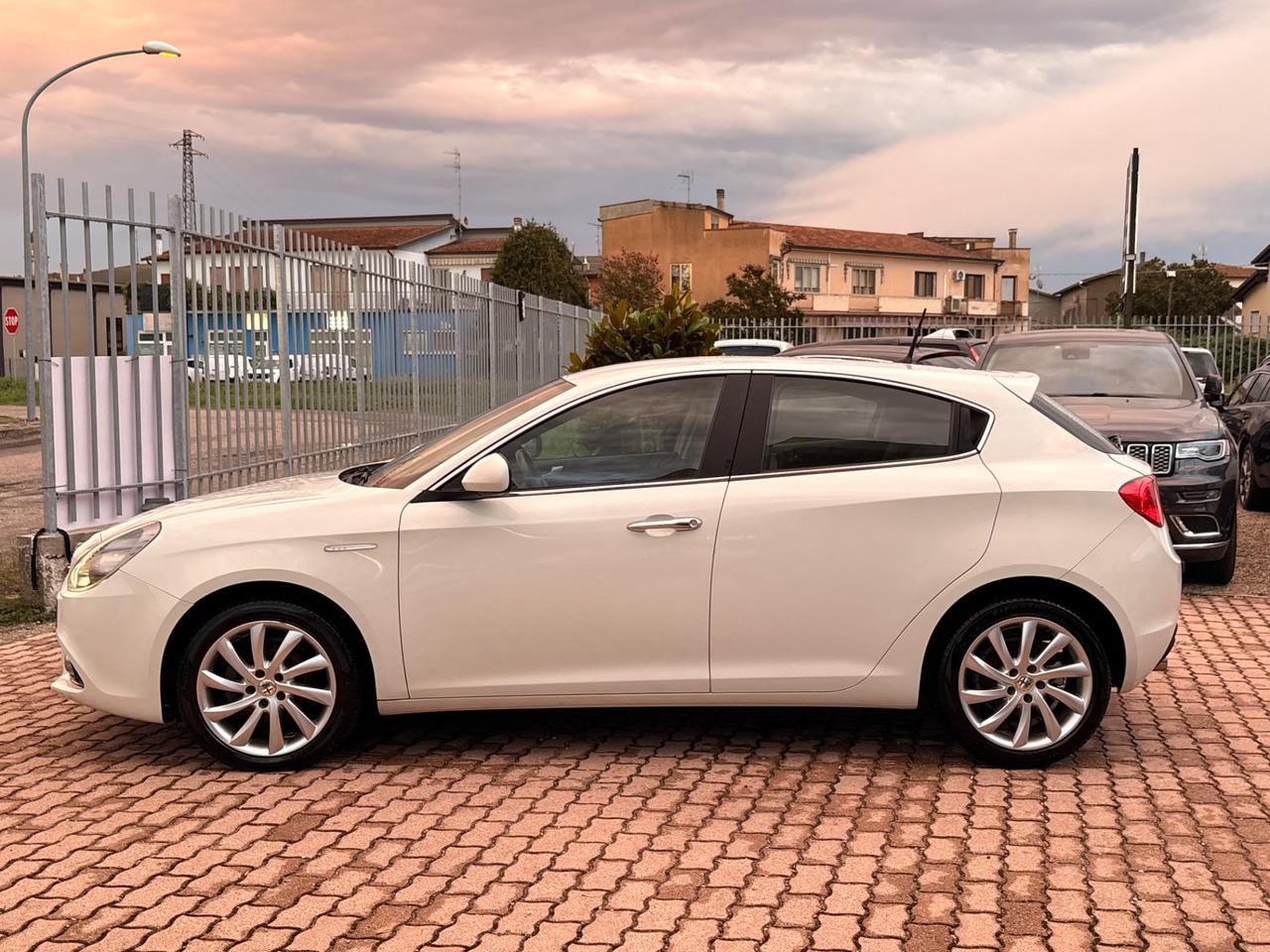 Alfa Romeo Giulietta 1.6 JTDm-2 105 CV Exclusive
