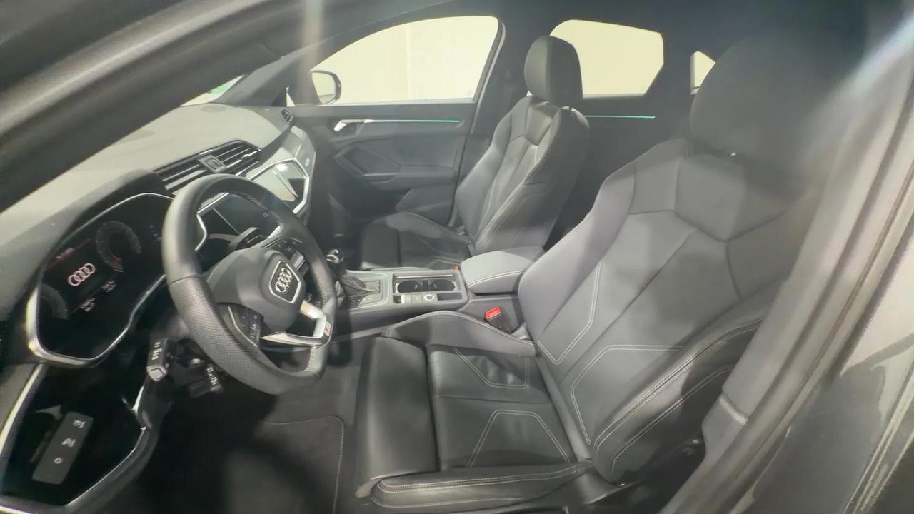 Audi Q3 SPB 35 TDI S tronic Identity Black S-Line