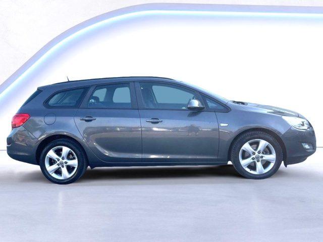 OPEL Astra 1.7 CDTI 110CV Sports Tourer Cosmo