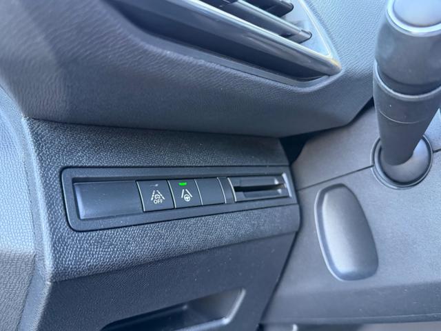 PEUGEOT 3008 HDi 130CV GT AUTO+TETTO APRIB+PELLE+18+RCAM+2PDC